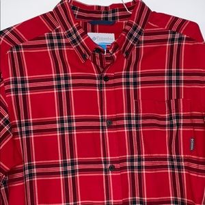 Columbia - Red/Black Plaid Flannel - Large - EUC